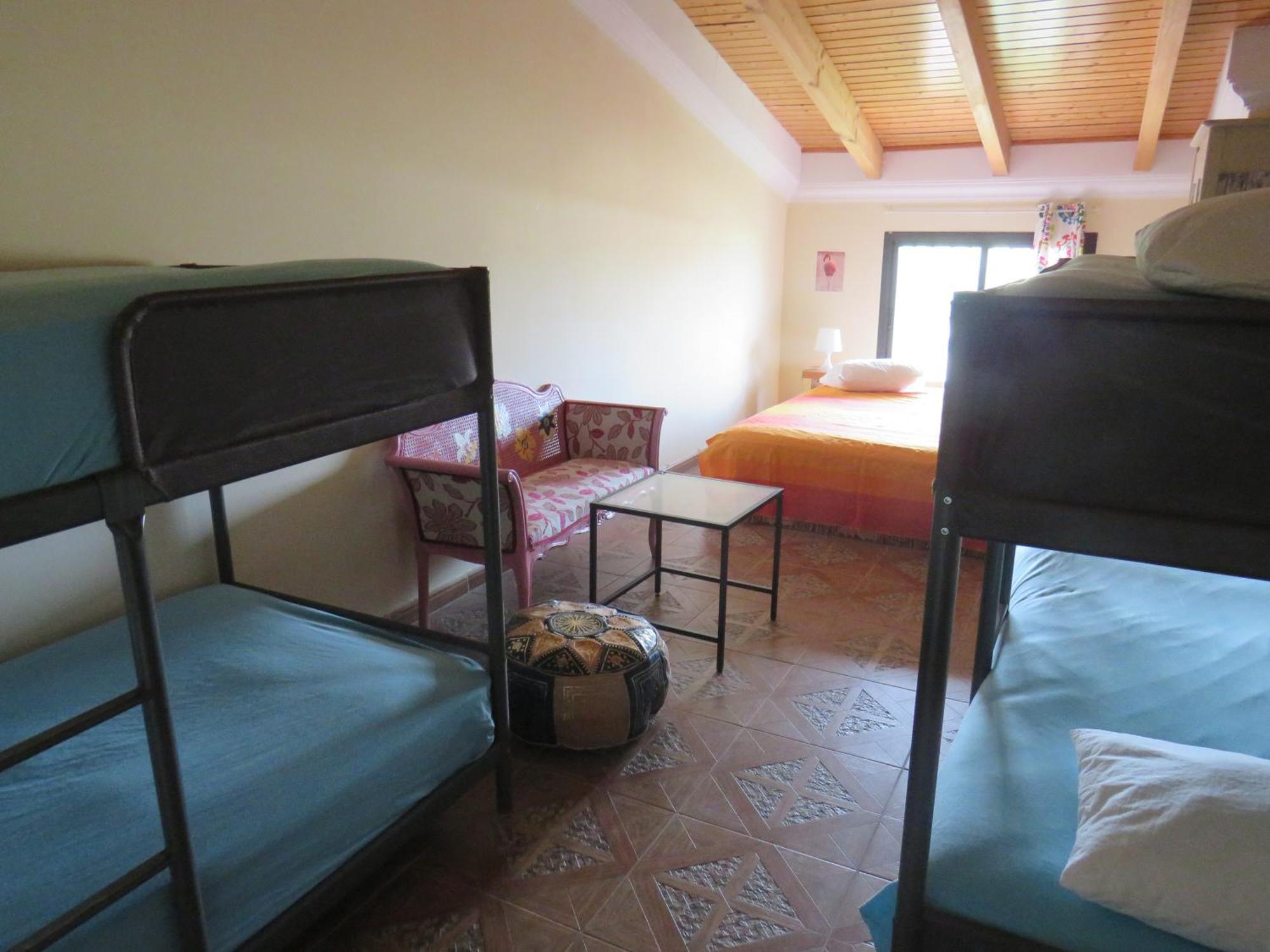 Higos Chumbos, Compartido Chiclana de la Frontera